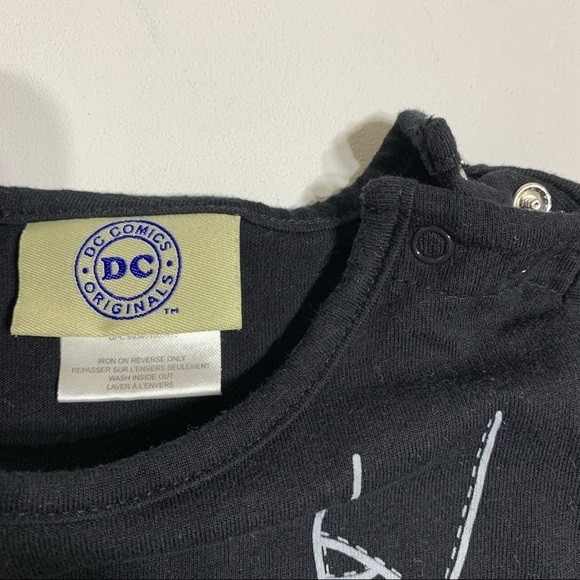 DC Comics Batman 18-24M onesie - Picture 3 of 4
